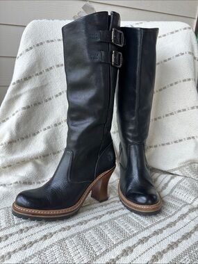 Frye Rare Vintage Vogue Knee-High Black Leather Buckle Heeled Boots
